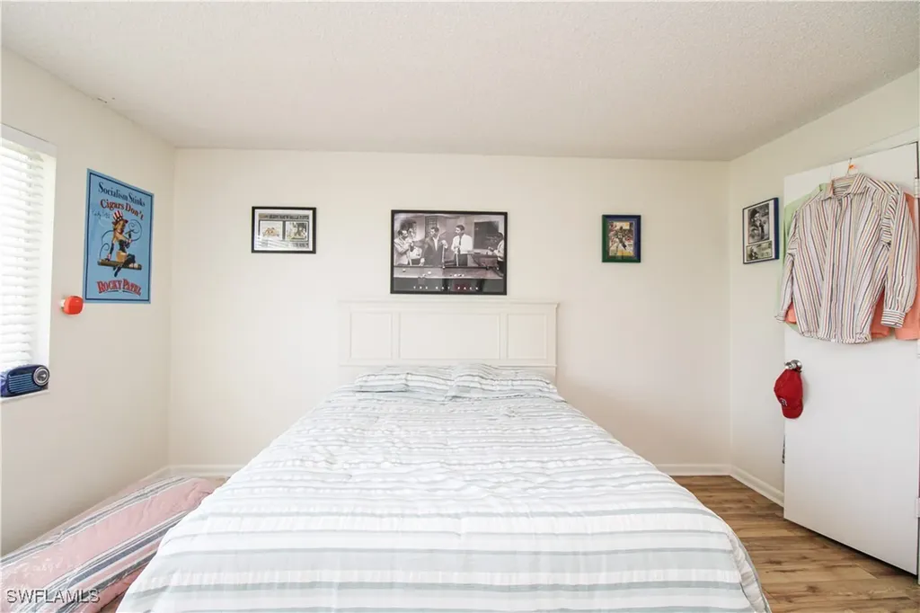 41 High Point Circle S Naples FL 34103