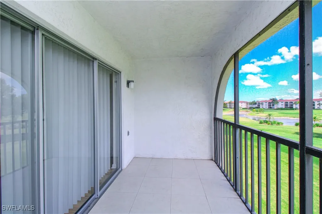 41 High Point Circle S Naples FL 34103