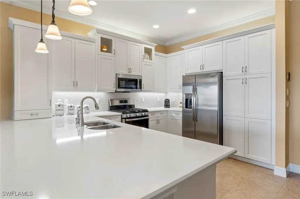 4339 Aurora Street Naples FL 34119