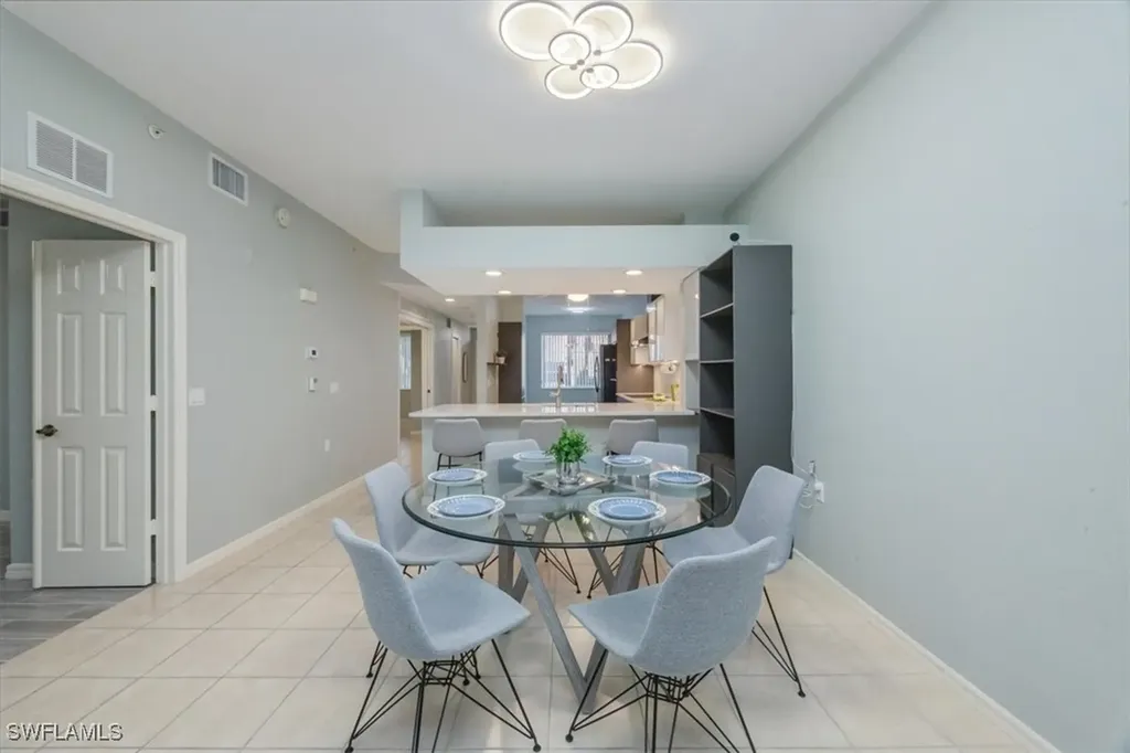 2400 Bayou Lane Naples FL 34112