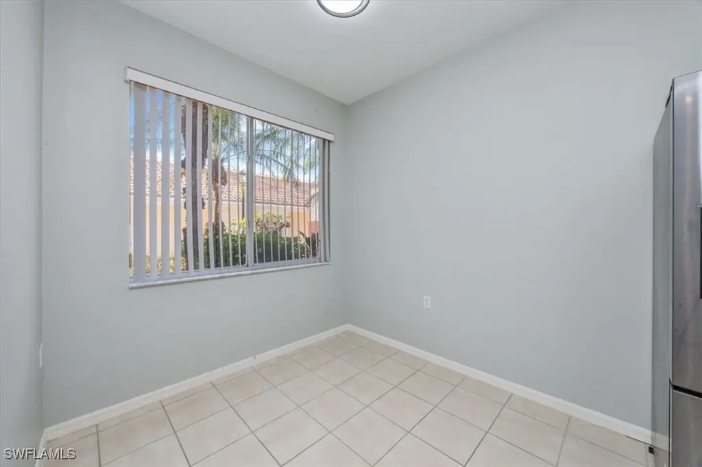 2400 Bayou Lane Naples FL 34112