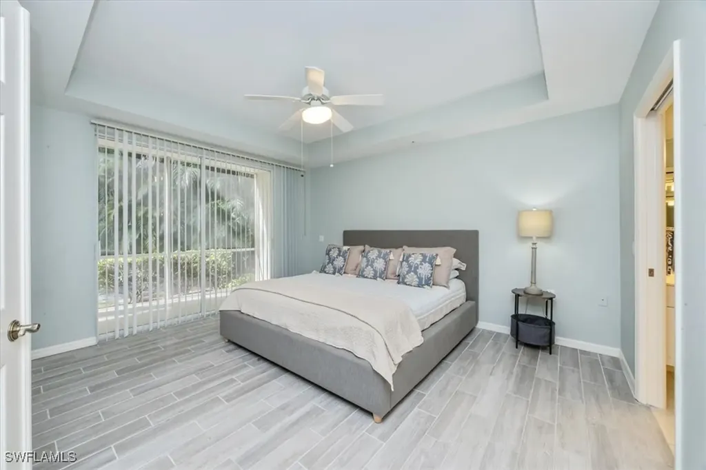 2400 Bayou Lane Naples FL 34112