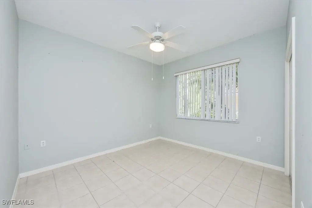 2400 Bayou Lane Naples FL 34112
