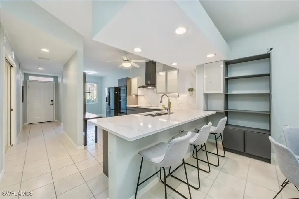 2400 Bayou Lane Naples FL 34112