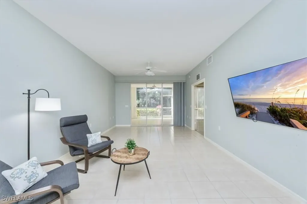 2400 Bayou Lane Naples FL 34112