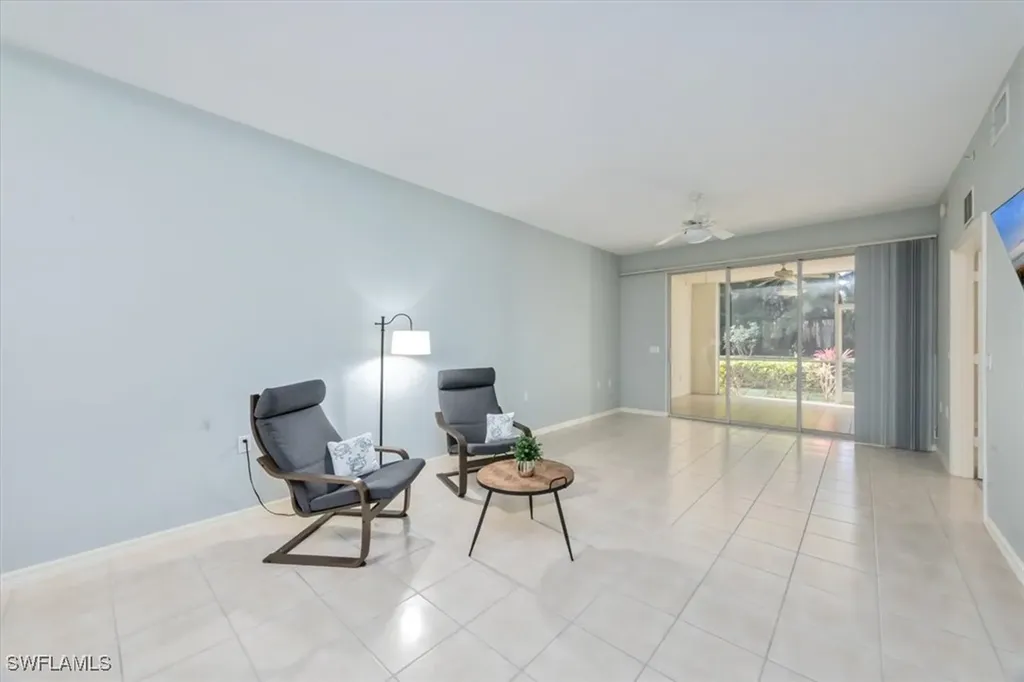 2400 Bayou Lane Naples FL 34112