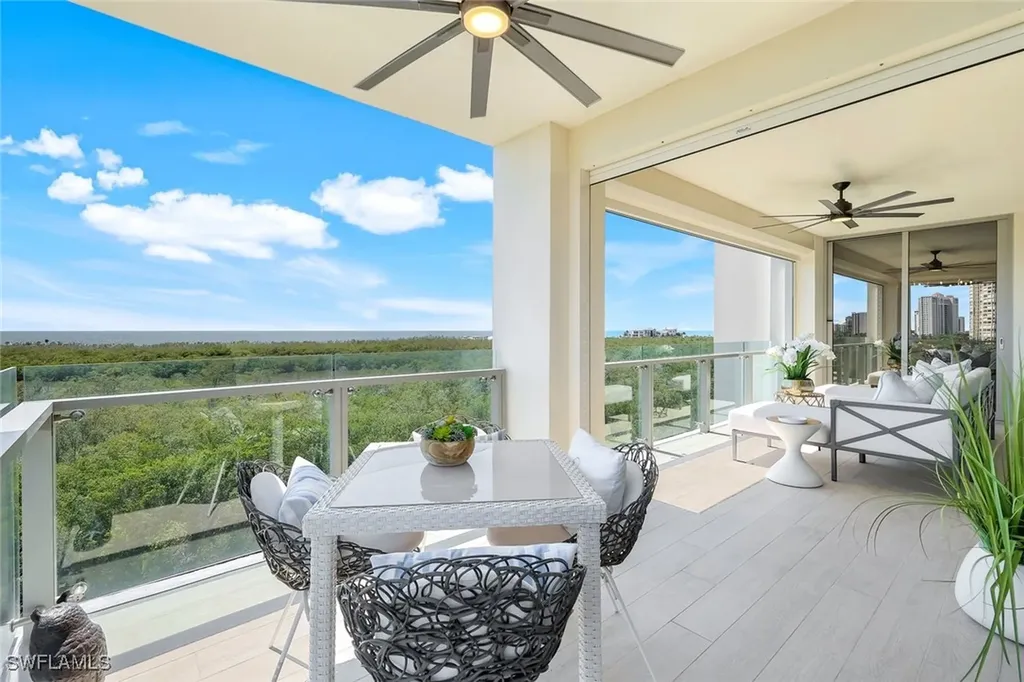 6897 Grenadier Boulevard Naples FL 34108