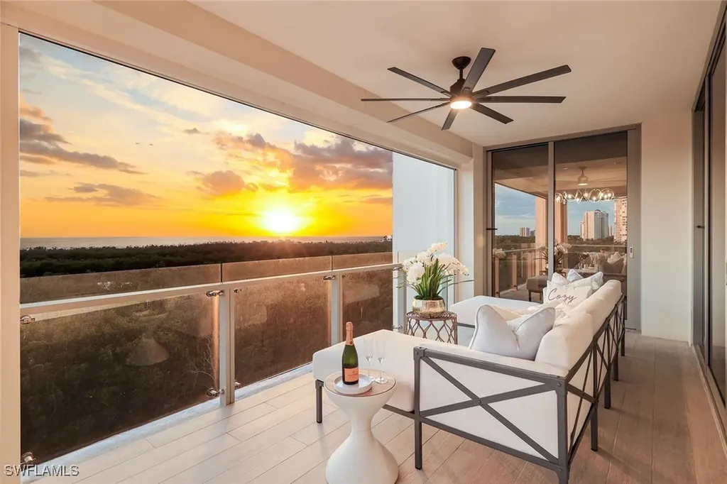 6897 Grenadier Boulevard Naples FL 34108