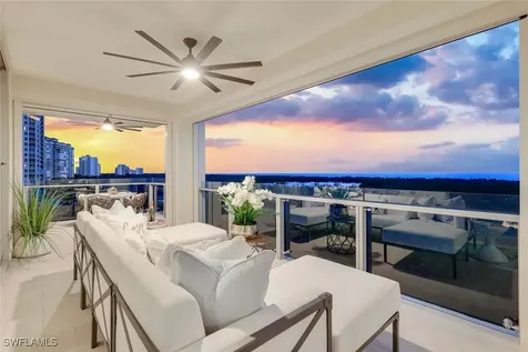 6897 Grenadier Boulevard Naples FL 34108