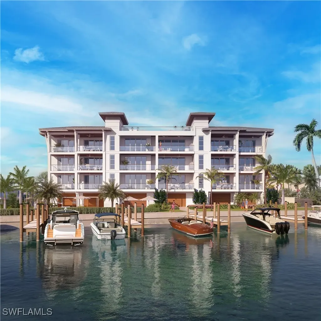 2020 Gulf Shore Boulevard N Naples FL 34102
