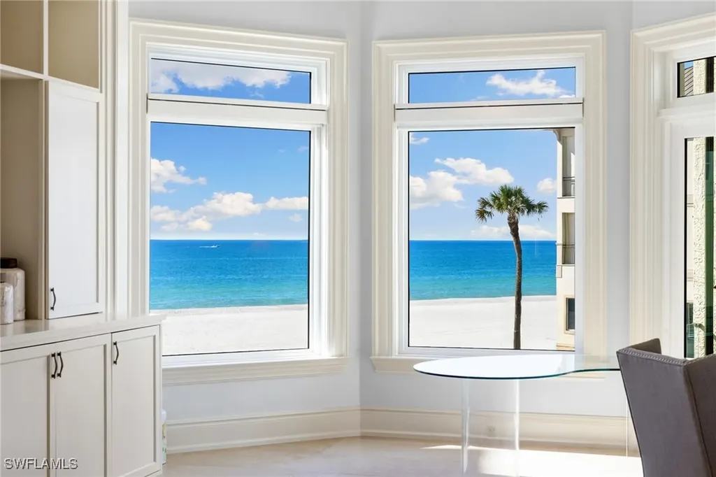 105 Felipe Lane Bonita Springs FL 34134