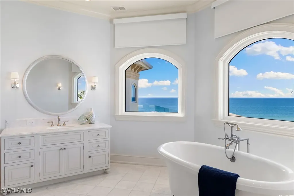 105 Felipe Lane Bonita Springs FL 34134