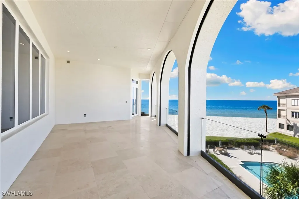 105 Felipe Lane Bonita Springs FL 34134