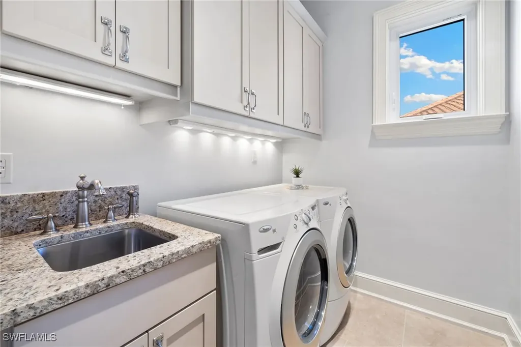 105 Felipe Lane Bonita Springs FL 34134