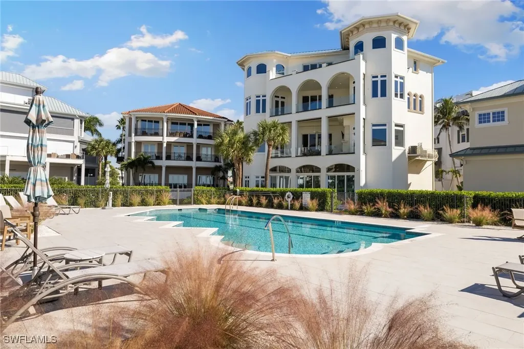 105 Felipe Lane Bonita Springs FL 34134