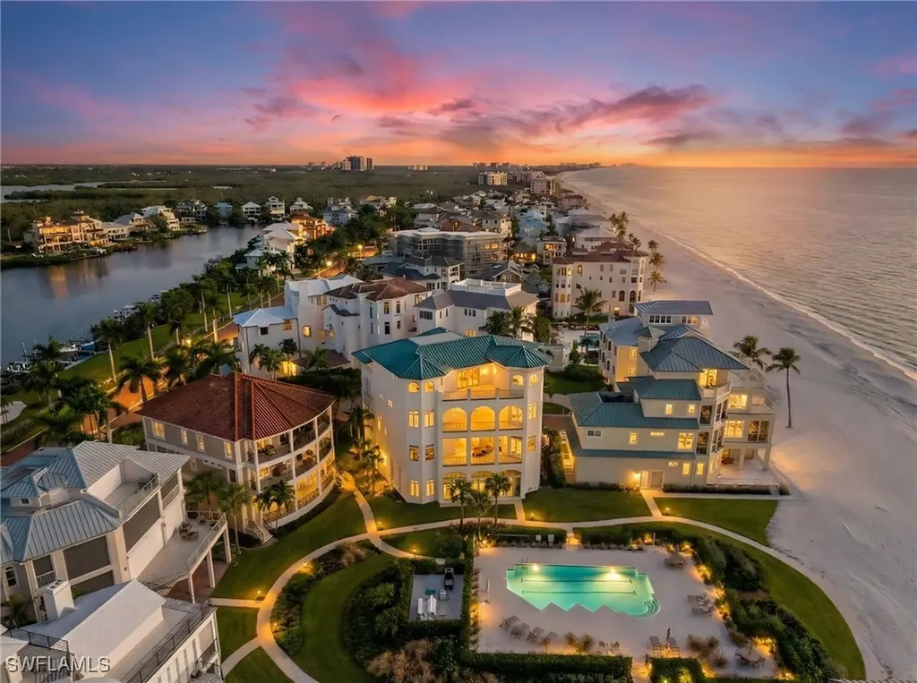 105 Felipe Lane Bonita Springs FL 34134