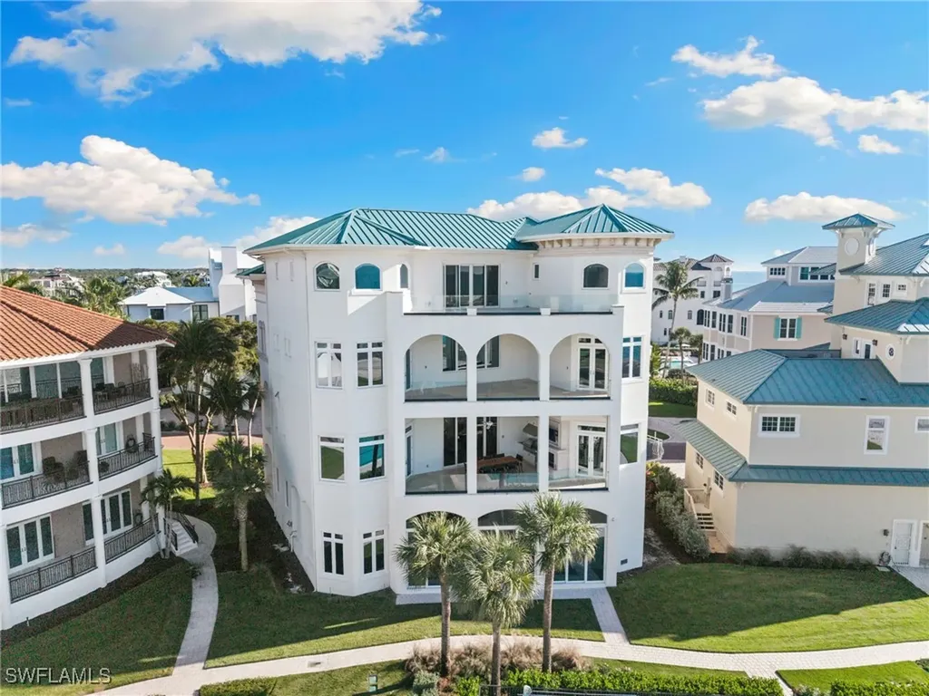 105 Felipe Lane Bonita Springs FL 34134