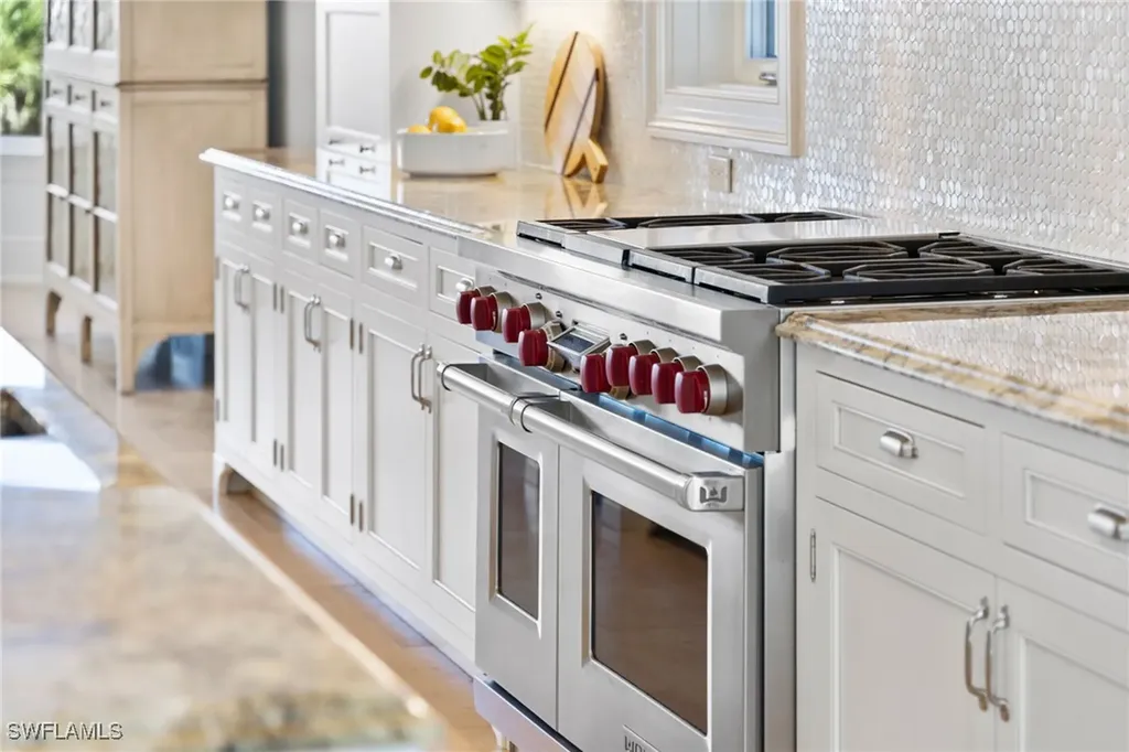 105 Felipe Lane Bonita Springs FL 34134