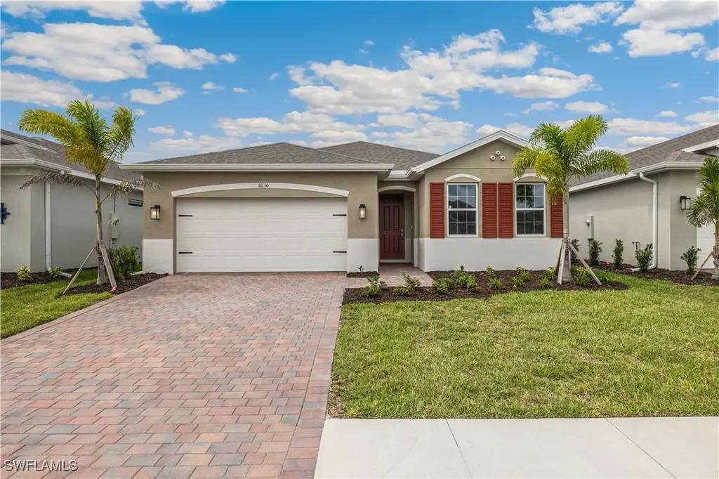 552 Spring Hill Lake Loop Cape Coral FL 33993