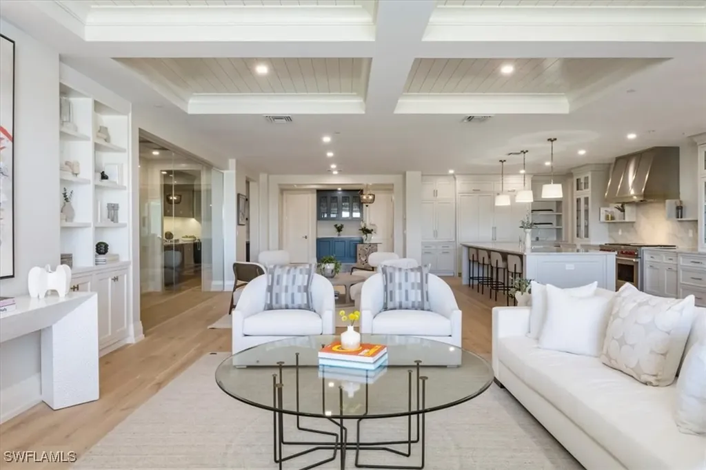 1820 Gulf Shore Boulevard N Naples FL 34102