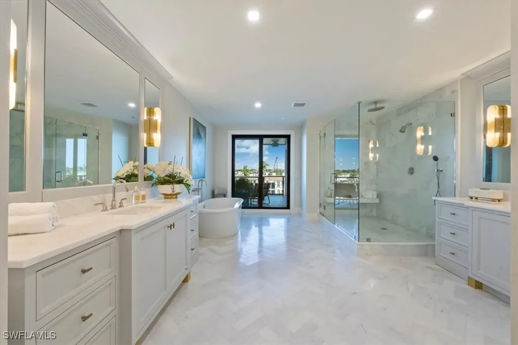 1820 Gulf Shore Boulevard N Naples FL 34102