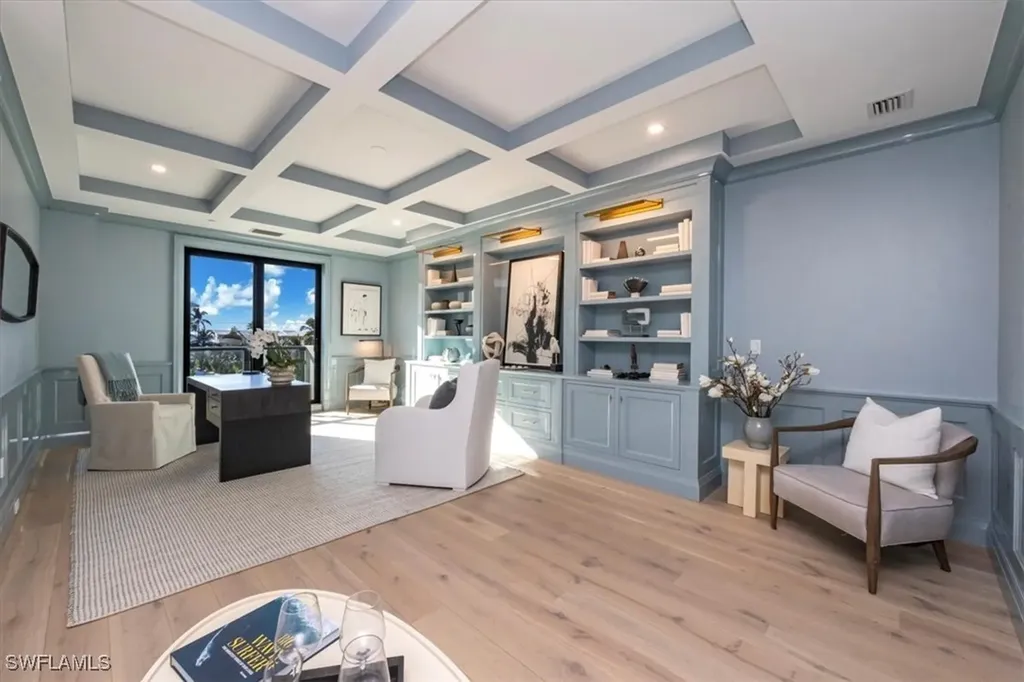 1820 Gulf Shore Boulevard N Naples FL 34102