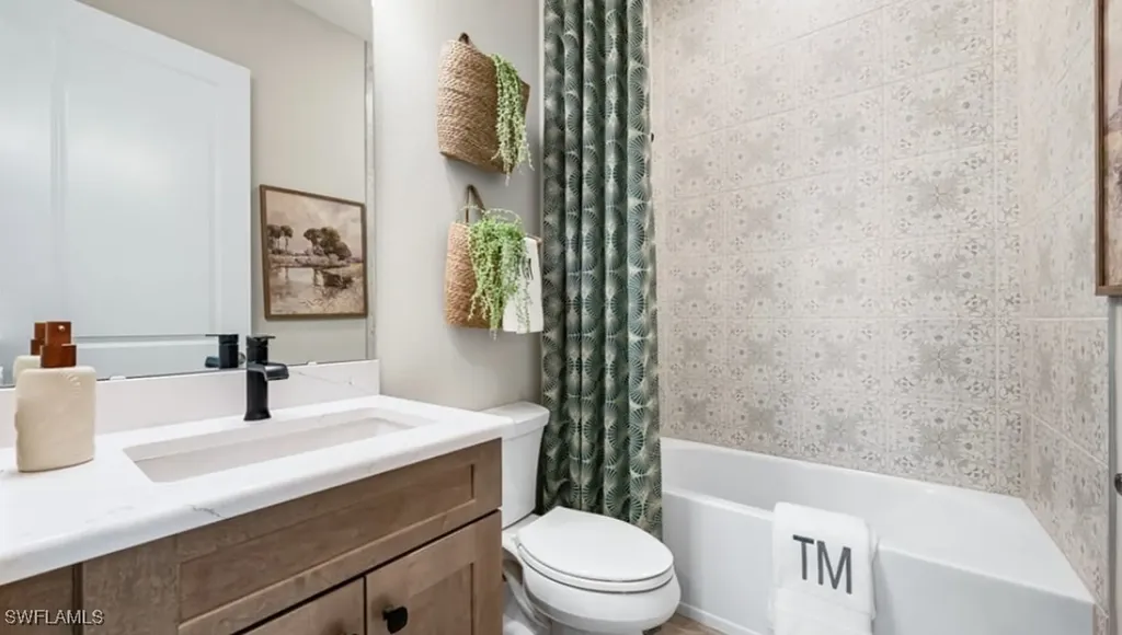15690 Genova Drive Naples FL 34114
