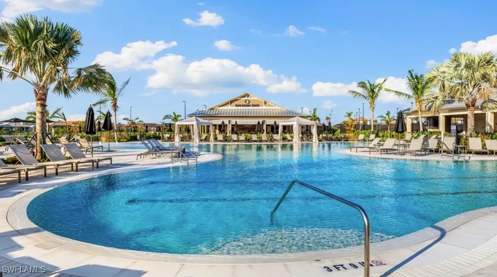 15690 Genova Drive Naples FL 34114