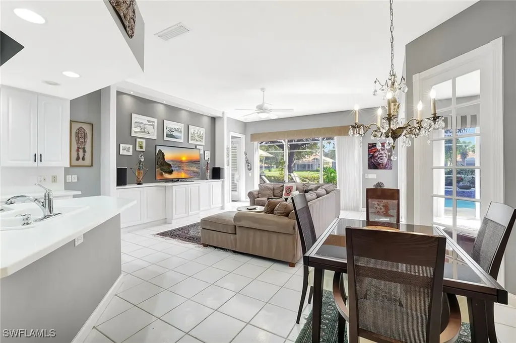 3394 Cerrito Court Naples FL 34109