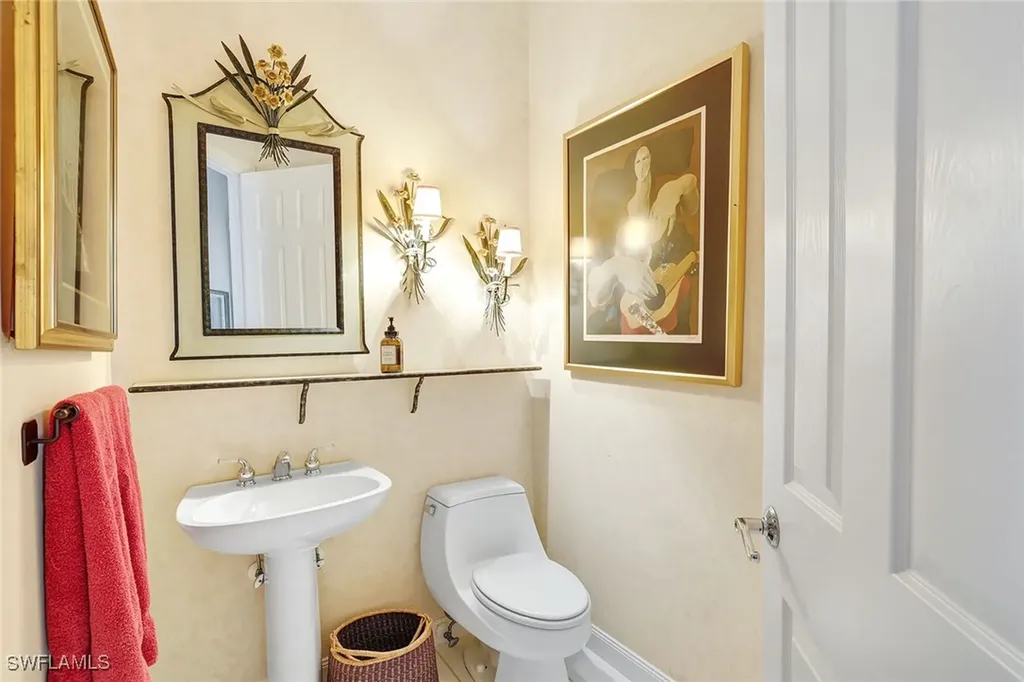 3394 Cerrito Court Naples FL 34109