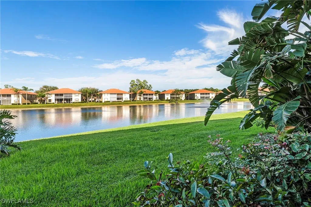 280 Robin Hood Circle Naples FL 34104