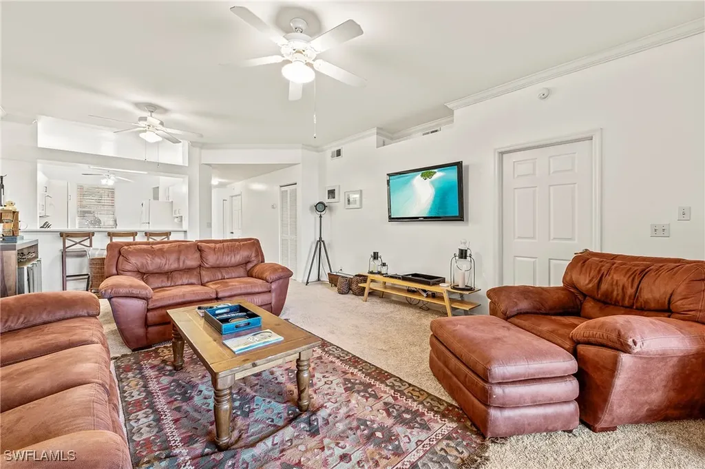 280 Robin Hood Circle Naples FL 34104