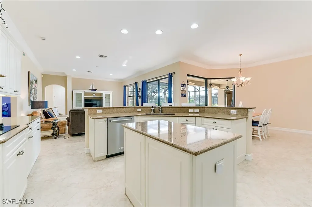 10141 Avalon Lake Circle Fort Myers FL 33913