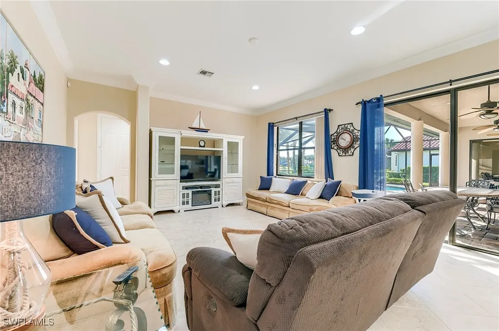 10141 Avalon Lake Circle Fort Myers FL 33913