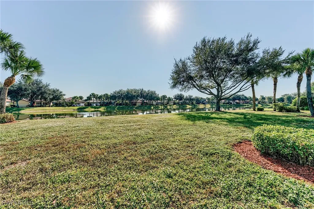 10141 Avalon Lake Circle Fort Myers FL 33913