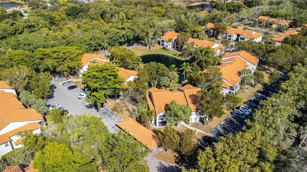 2166 Arbour Walk Circle Naples FL 34109