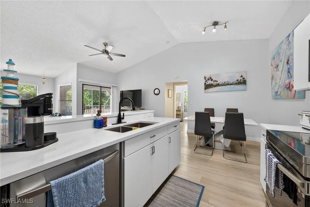 2166 Arbour Walk Circle Naples FL 34109
