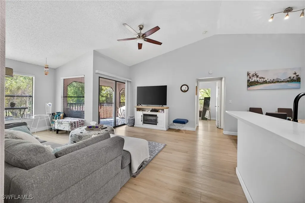 2166 Arbour Walk Circle Naples FL 34109