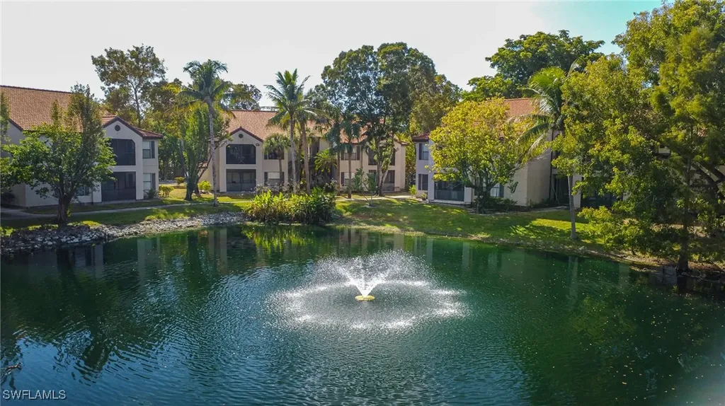 2166 Arbour Walk Circle Naples FL 34109