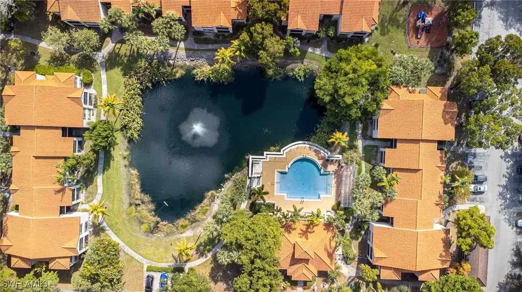 2166 Arbour Walk Circle Naples FL 34109