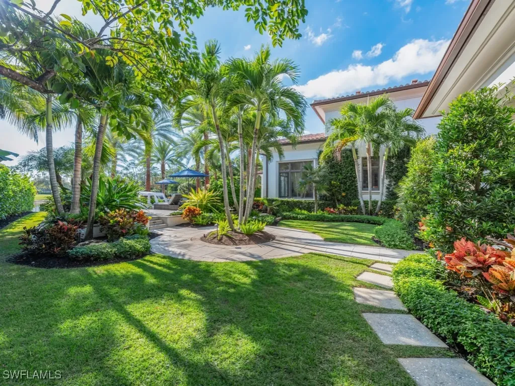 16961 Sud Cortile Court Naples FL 34110