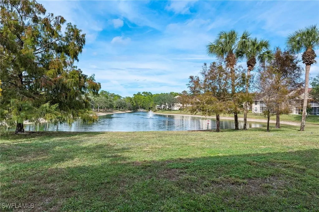 465 Robin Hood Circle Naples FL 34104
