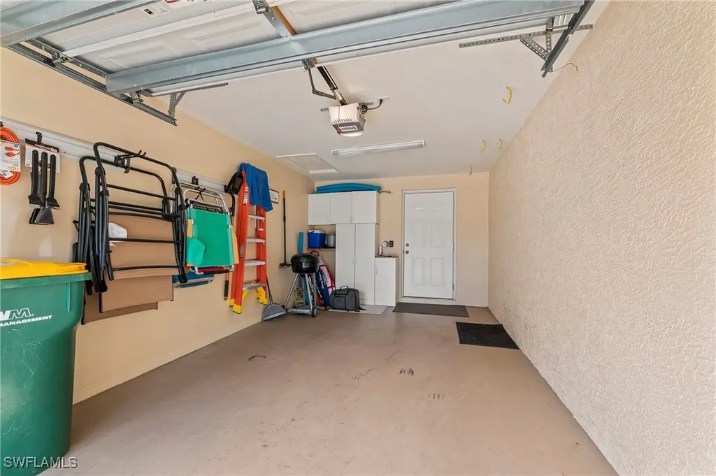 465 Robin Hood Circle Naples FL 34104