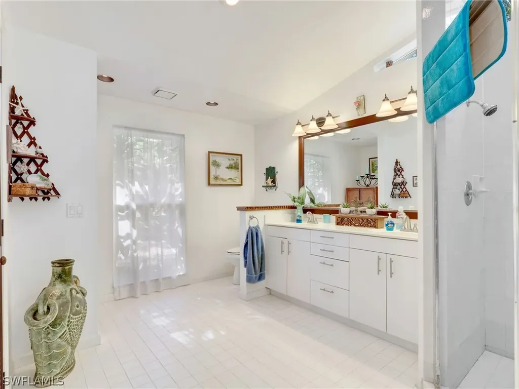 4521 3rd Avenue NW Naples FL 34119