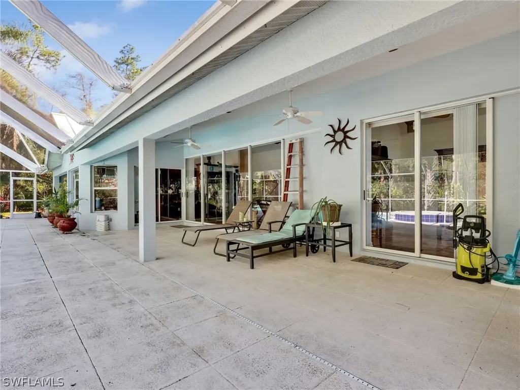 4521 3rd Avenue NW Naples FL 34119