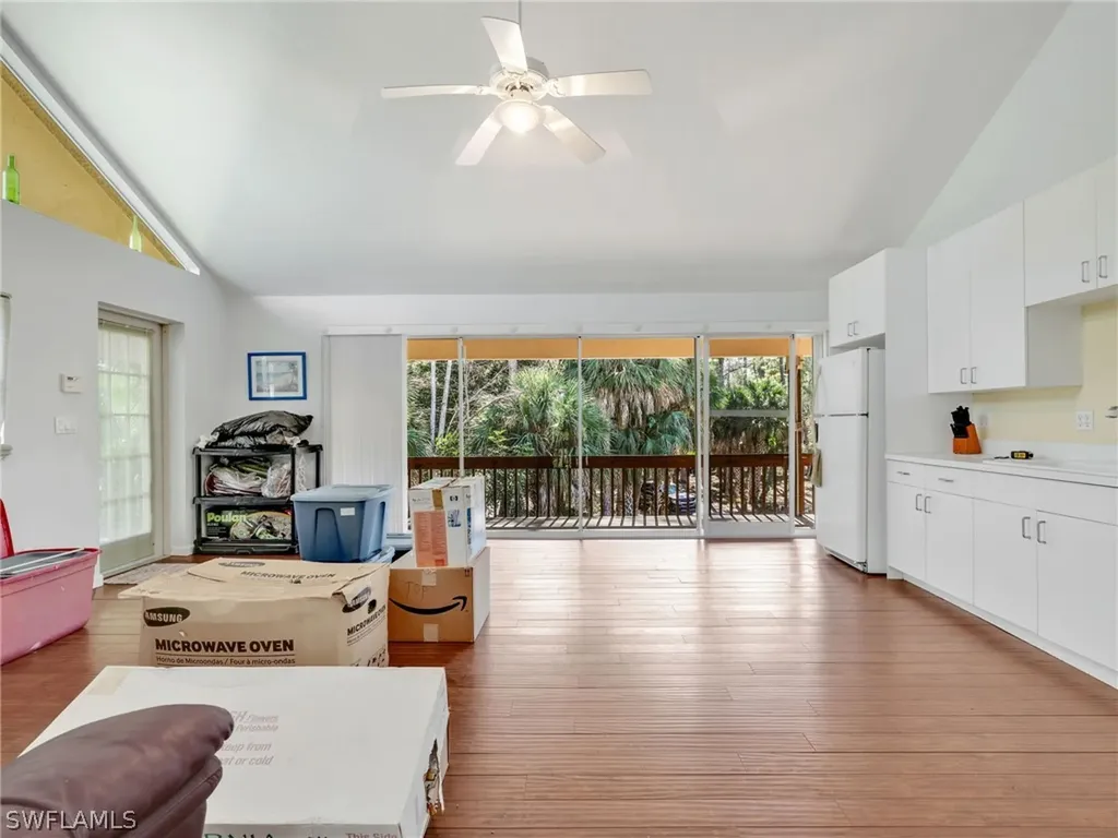 4521 3rd Avenue NW Naples FL 34119