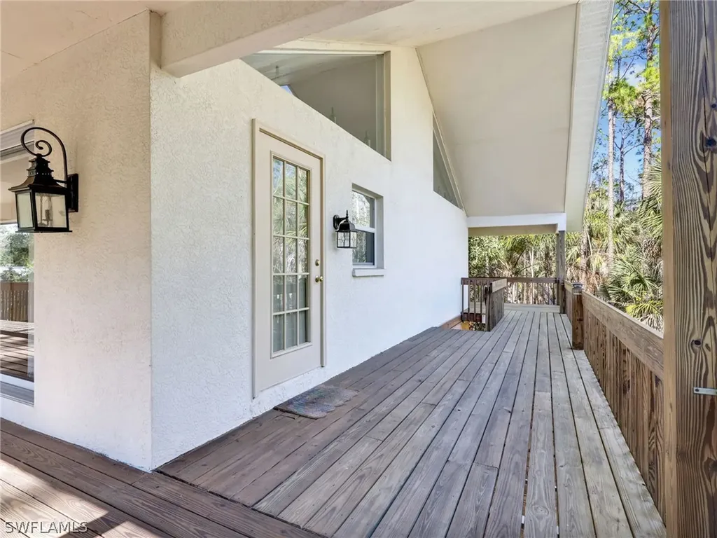 4521 3rd Avenue NW Naples FL 34119
