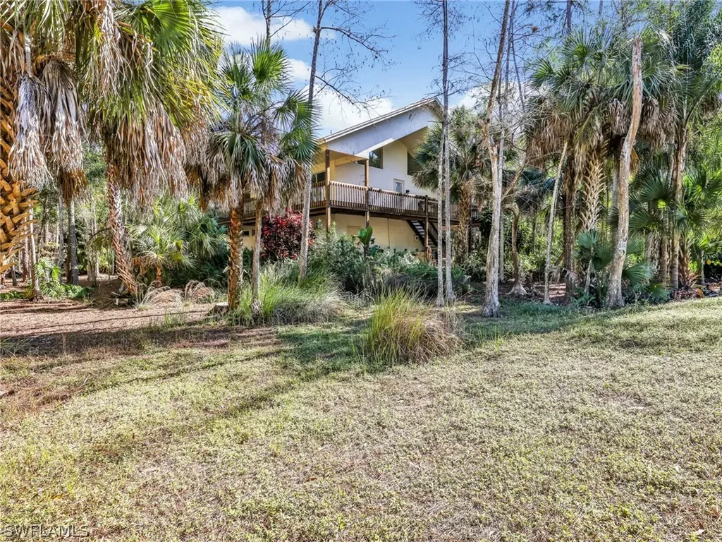 4521 3rd Avenue NW Naples FL 34119