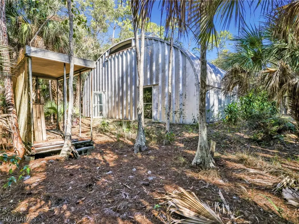 4521 3rd Avenue NW Naples FL 34119