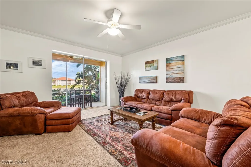 280 Robin Hood Circle Naples FL 34104